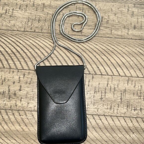 📱Crossbody Security Chain Sturdy Vegan 🌱 Phone📱 Wallet 💳 Snaps🫰Shut Travel - Picture 1 of 17